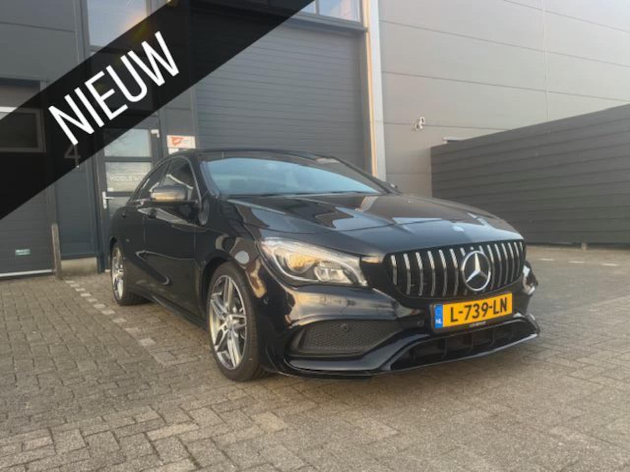 Mercedes-Benz CLA-Klasse - 180 AMG/ Pano/ H&K/ Ambiente - AutoWereld.nl