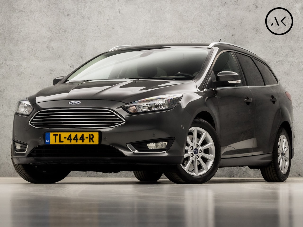 Ford Focus Wagon - 1.5 Titanium Sport 150Pk (APPLE CARPLAY, GROOT NAVI, CLIMATE, CAMERA, KEYLESS, GETINT GLAS - AutoWereld.nl