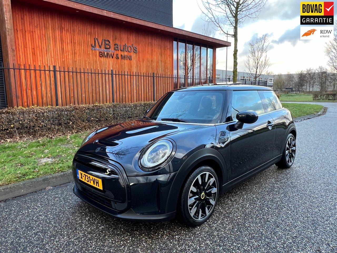 MINI Mini-Electric - Cooper SE Cooper SE Electric, pano, HUD, Yours leder - AutoWereld.nl