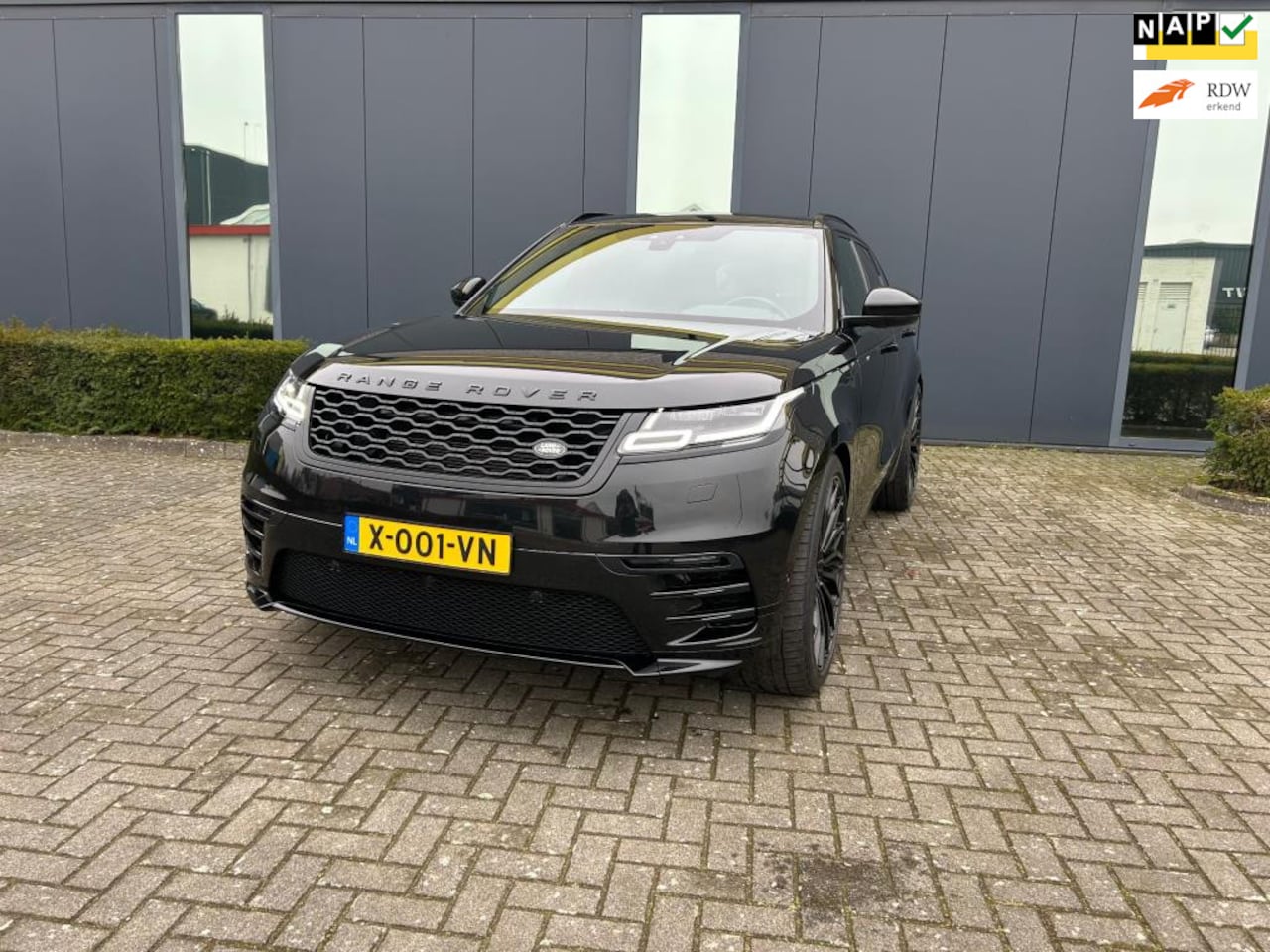 Land Rover Range Rover Velar - Land Rover Range Rover Velar 3.0 V6 AWD HSE - AutoWereld.nl