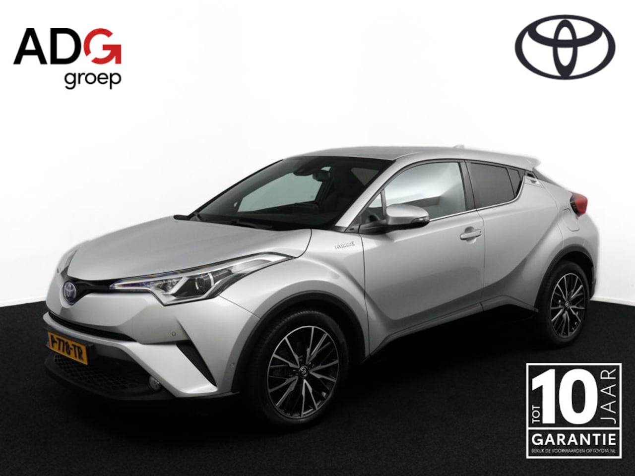 Toyota C-HR - 1.8 Hybrid Executive | Kunstlederen/ Stof bekleding | Navigatie | Parkeersensoren Rondom | - AutoWereld.nl