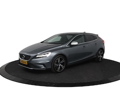 Volvo V40 - T3 Polar+ Sport | Stoelverwarming | Panoramadak | Getint Glas | Standkachel | Parkeercamer