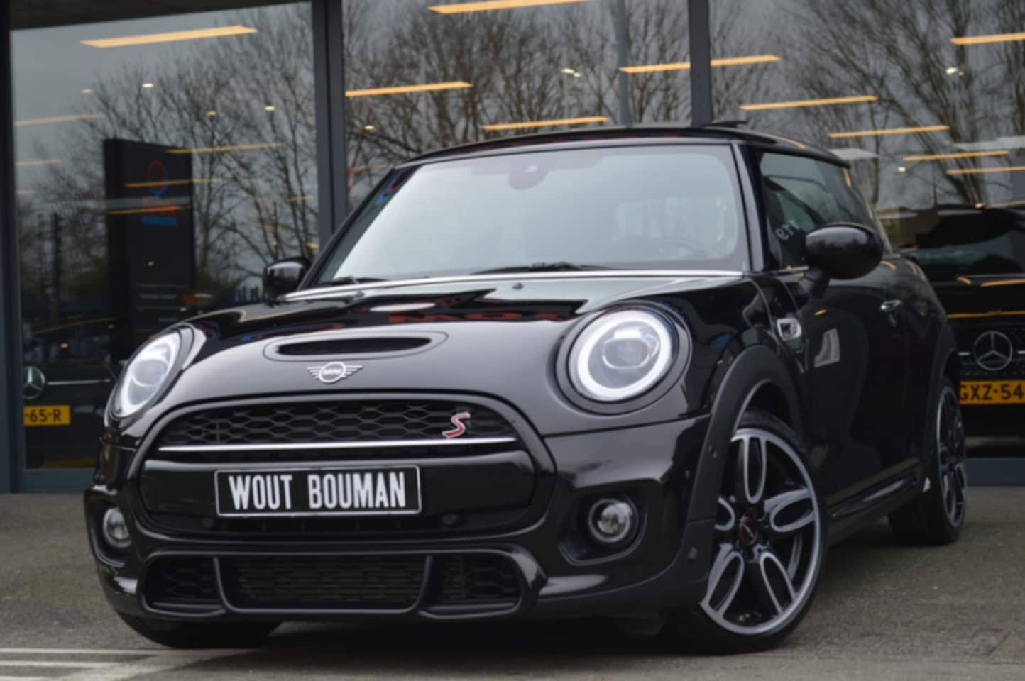 MINI Cooper S - Mini 2.0 John Cooper Works Aut. Led Panorama Camera Head-Up Pdc - AutoWereld.nl