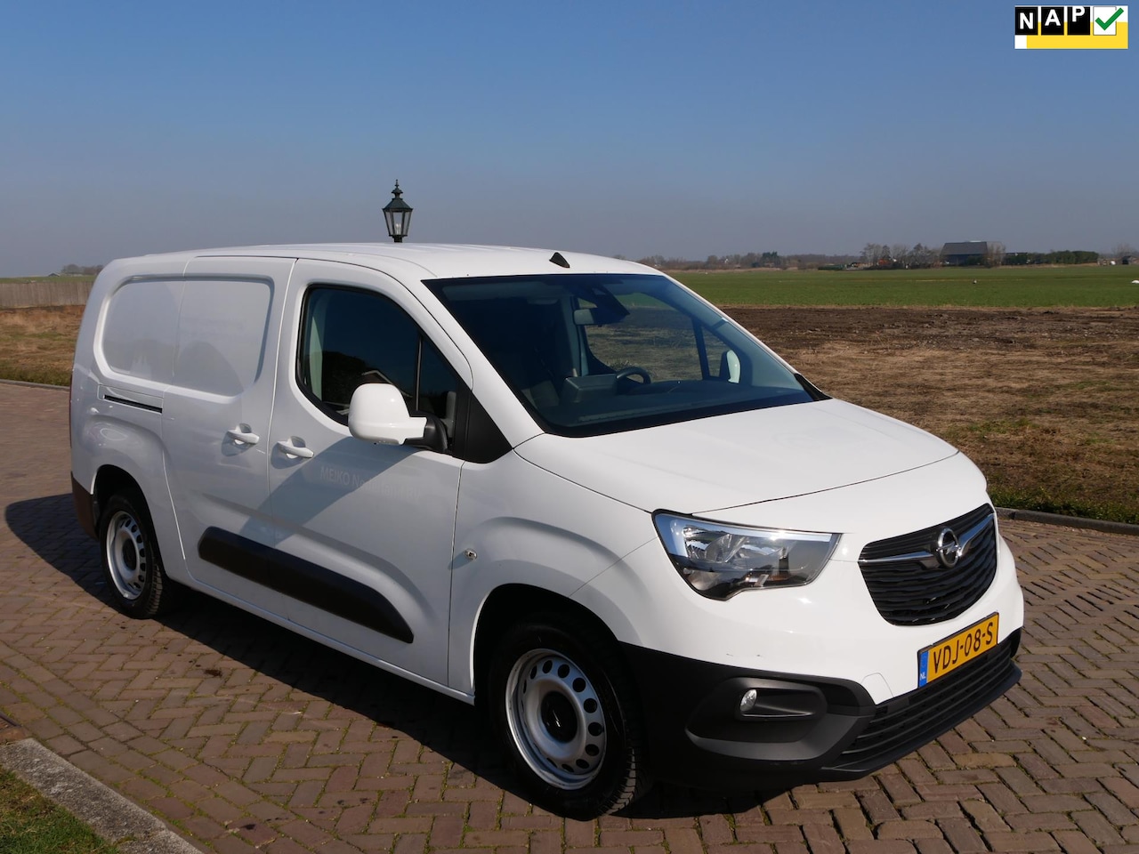 Opel Combo - 1.5D L2H1 Edition 96kW AUT. AC - AutoWereld.nl