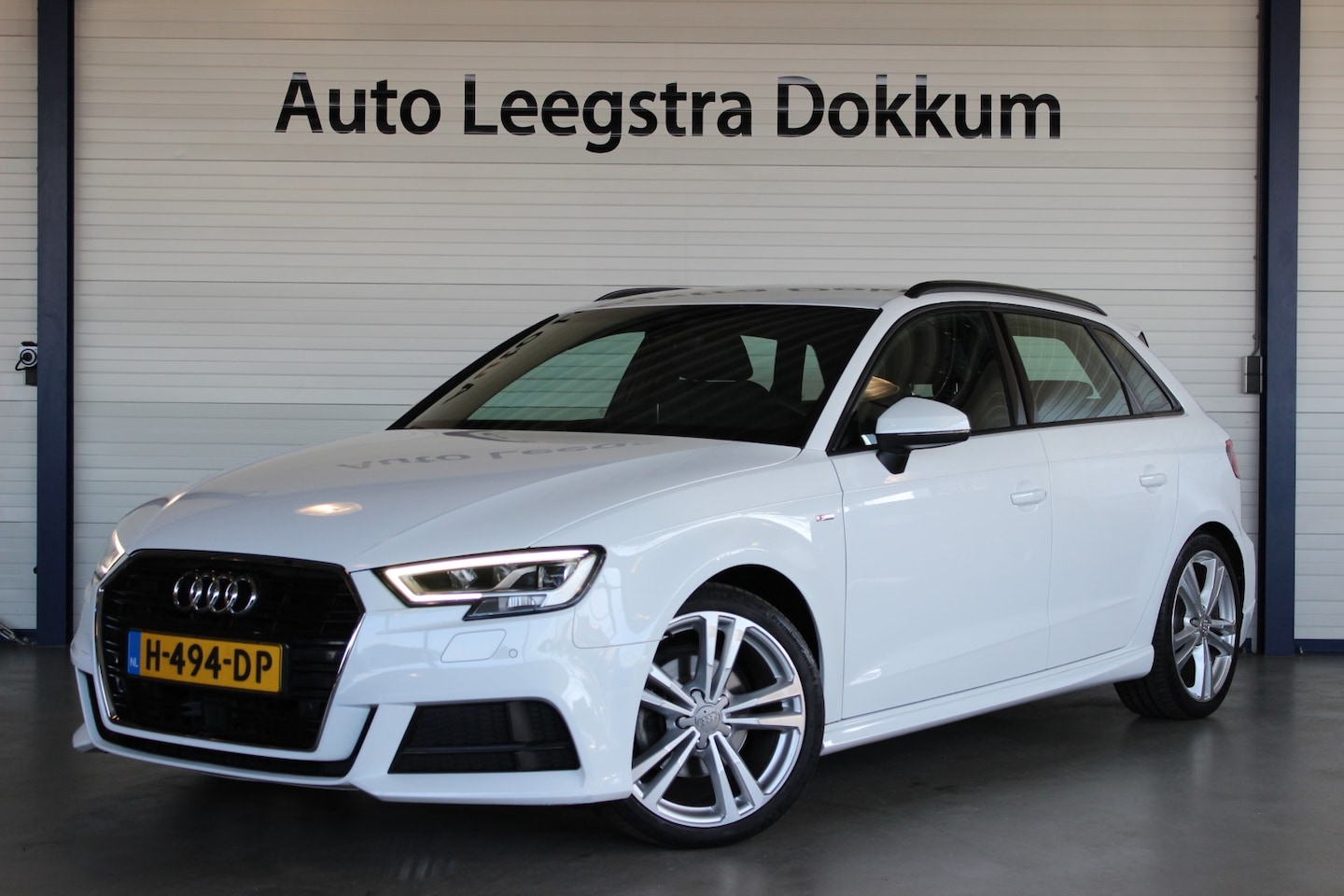 Audi A3 Sportback - 35 TFSI CoD Sport Black Optic | Trekhaak | Virtual Cockpit | Stoelverw. | Carplay | 18" LM - AutoWereld.nl