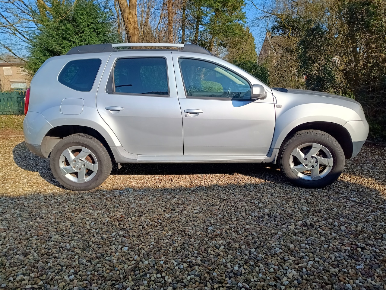 Dacia Duster - 1.6 Lauréate 2wd - AutoWereld.nl