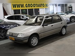 Peugeot 205 - 1.4i GR Automaat Panoramadak, 5drs, Stuurbekrachtiging