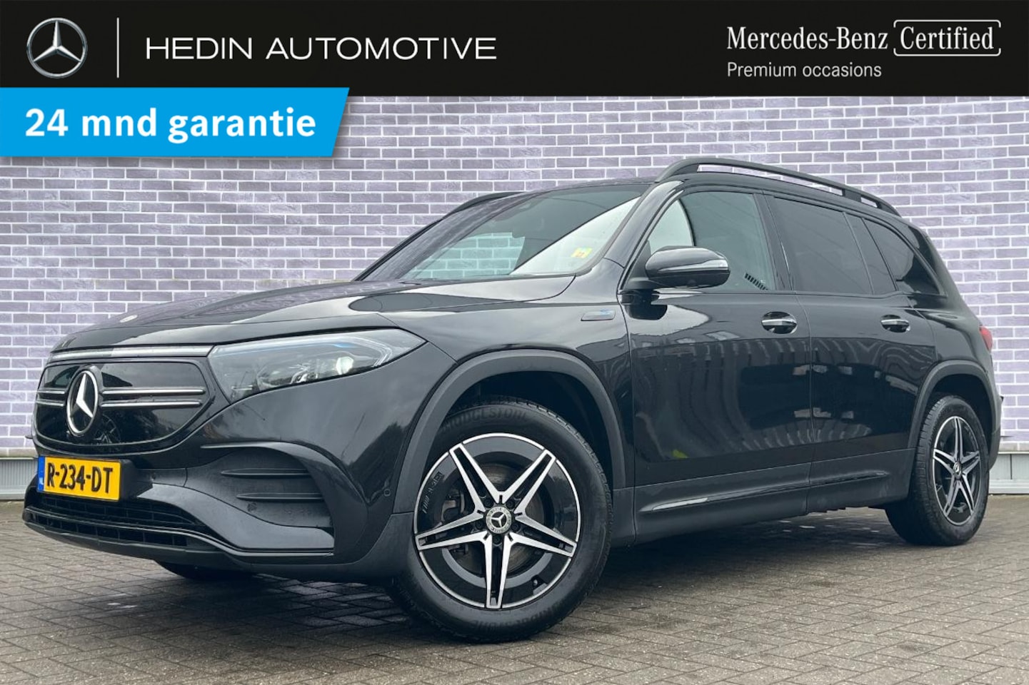 Mercedes-Benz EQB - EQB 300 4MATIC AMG Line 7-Persoons | Nightpakket | Panoramadak | Head-Up | Advanced Sound - AutoWereld.nl