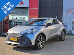 Toyota C-HR - 1.8 Hybrid 140 First Edition BLISS EL-ACHTERKLEP 360GR-CAM LED-PAKKET GROOT-NAVI NL-AUTO