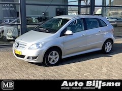 Mercedes-Benz B-klasse - 180 automaat, cruise, airco, parkeersensoren, nette auto