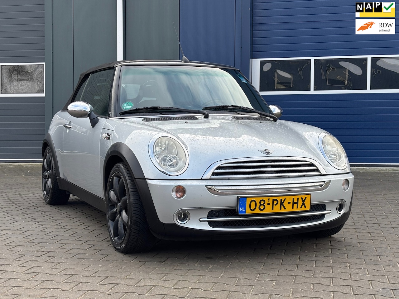 MINI Cabrio - Mini 1.6 One Pepper | "141.000 KM" + Cruise control | - AutoWereld.nl