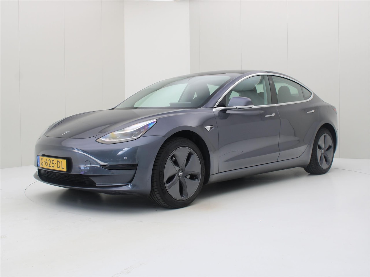 Tesla Model 3 - Standard RWD Plus 60kWh [ TREKHAAK+AUTOPILOT+PREMIUM AUDIO ] - AutoWereld.nl