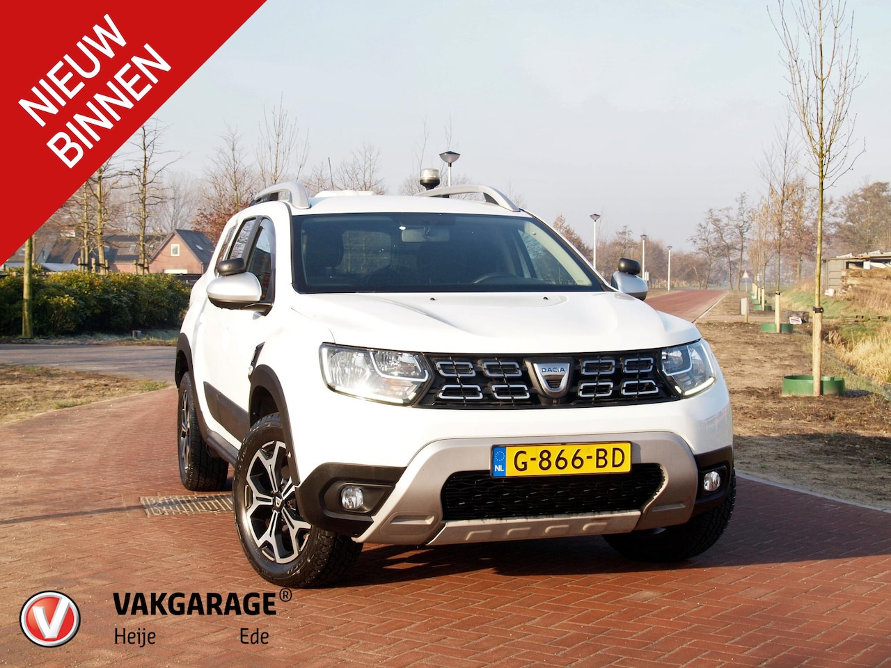 Dacia Duster - 1.6 SCe Prestige | Camera | Navi | DAB | Leer | 4WD | - AutoWereld.nl