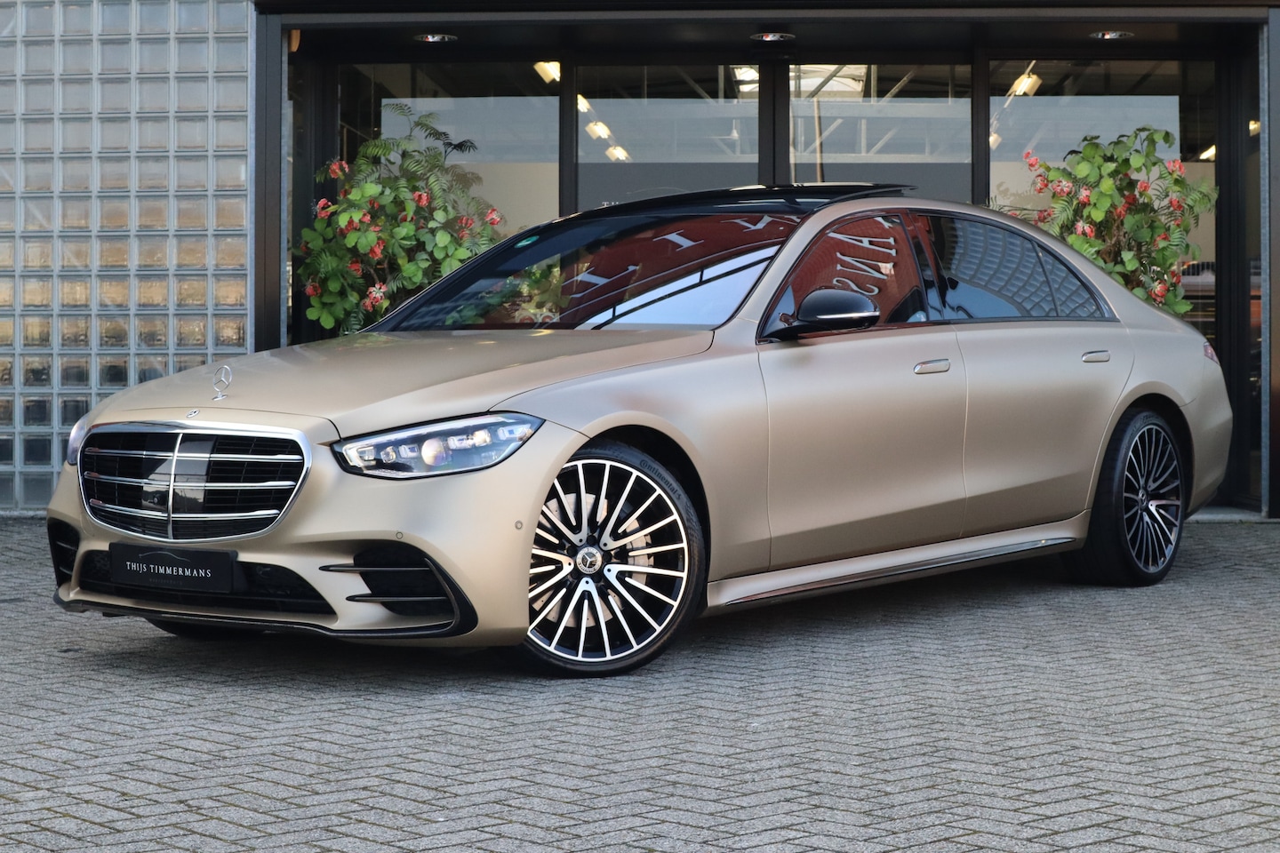 Mercedes-Benz S-klasse - 580 4MATIC Lang | Manufaktur Kalaharigoud magno, Manufaktur interieur, AMG-Line, Burmester - AutoWereld.nl