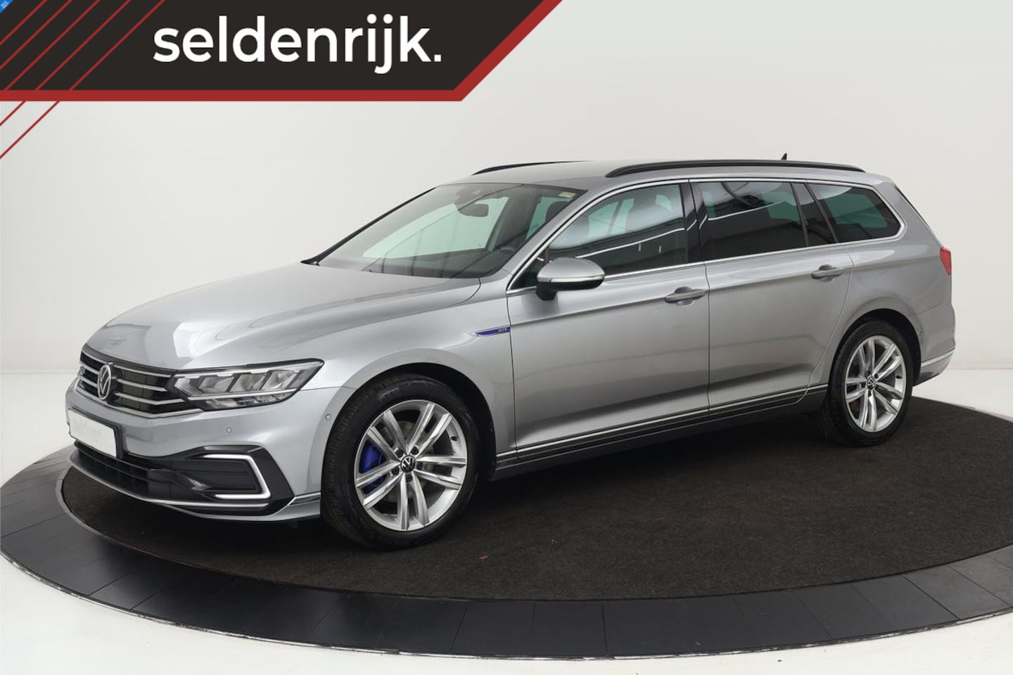 Volkswagen Passat Variant - 1.4 TSI GTE | Standkachel | Adaptive cruise | Stoelverwarming | Camera | Matrix LED | Carp - AutoWereld.nl