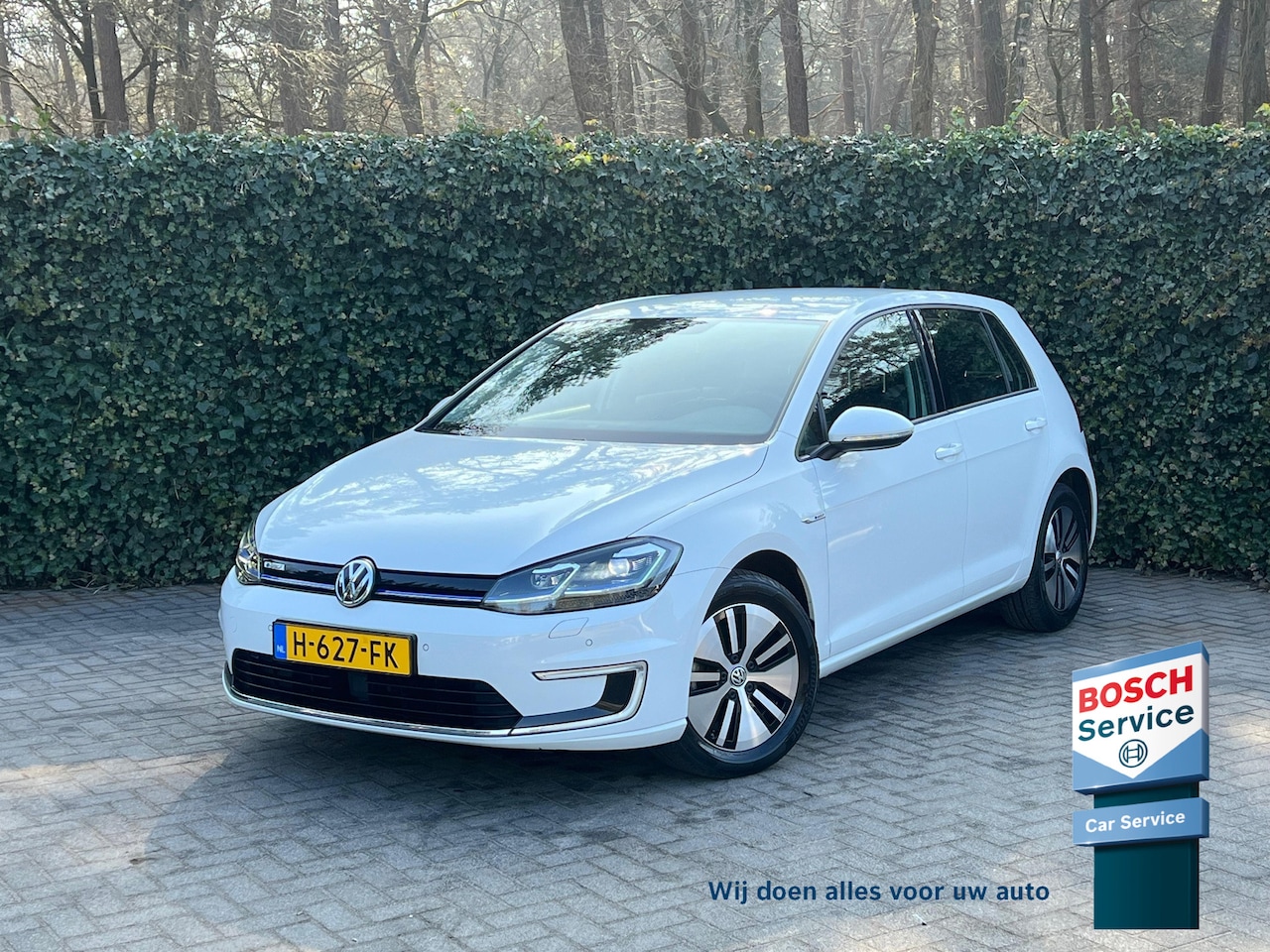 Volkswagen e-Golf - E-DITION | Camera | Adaptive Cruise Control | Navi | Carplay - AutoWereld.nl