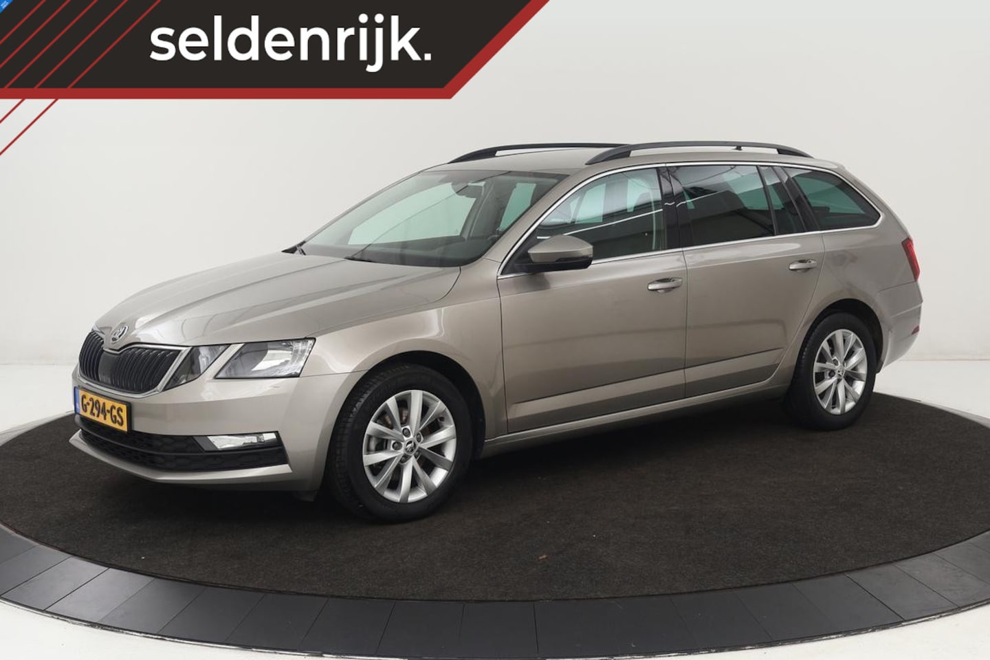 Skoda Octavia - 1.0 TSI Clever Edition | Stoelverwarming | Carplay | Trekhaak | Half leder | Navigatie | D - AutoWereld.nl