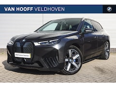 BMW iX - xDrive40 High Executive 77 kWh / Sportpakket / Panoramadak Sky Lounge / Stoelverwarming /