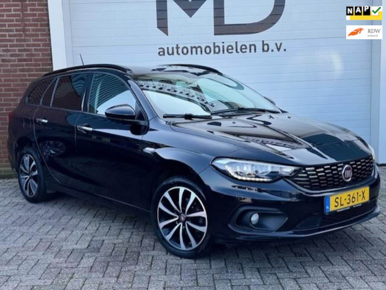 Fiat Tipo Stationwagon - 1.6 MultiJet 16v Business -LED-Navi - AutoWereld.nl