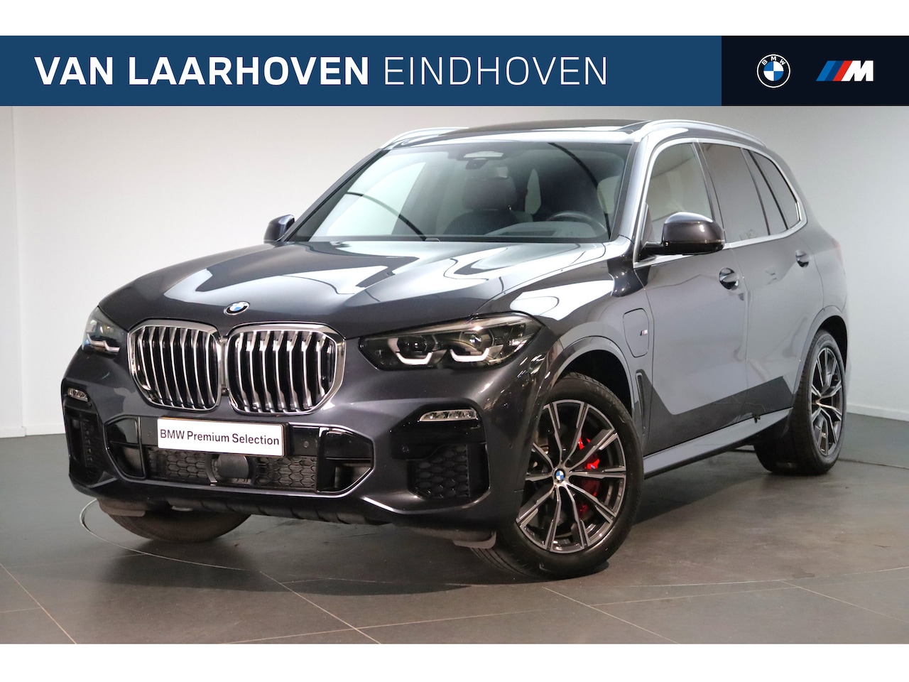 BMW X5 - xDrive45e High Executive M Sport Automaat / Panoramadak / Trekhaak / Adaptive Air Suspensi - AutoWereld.nl