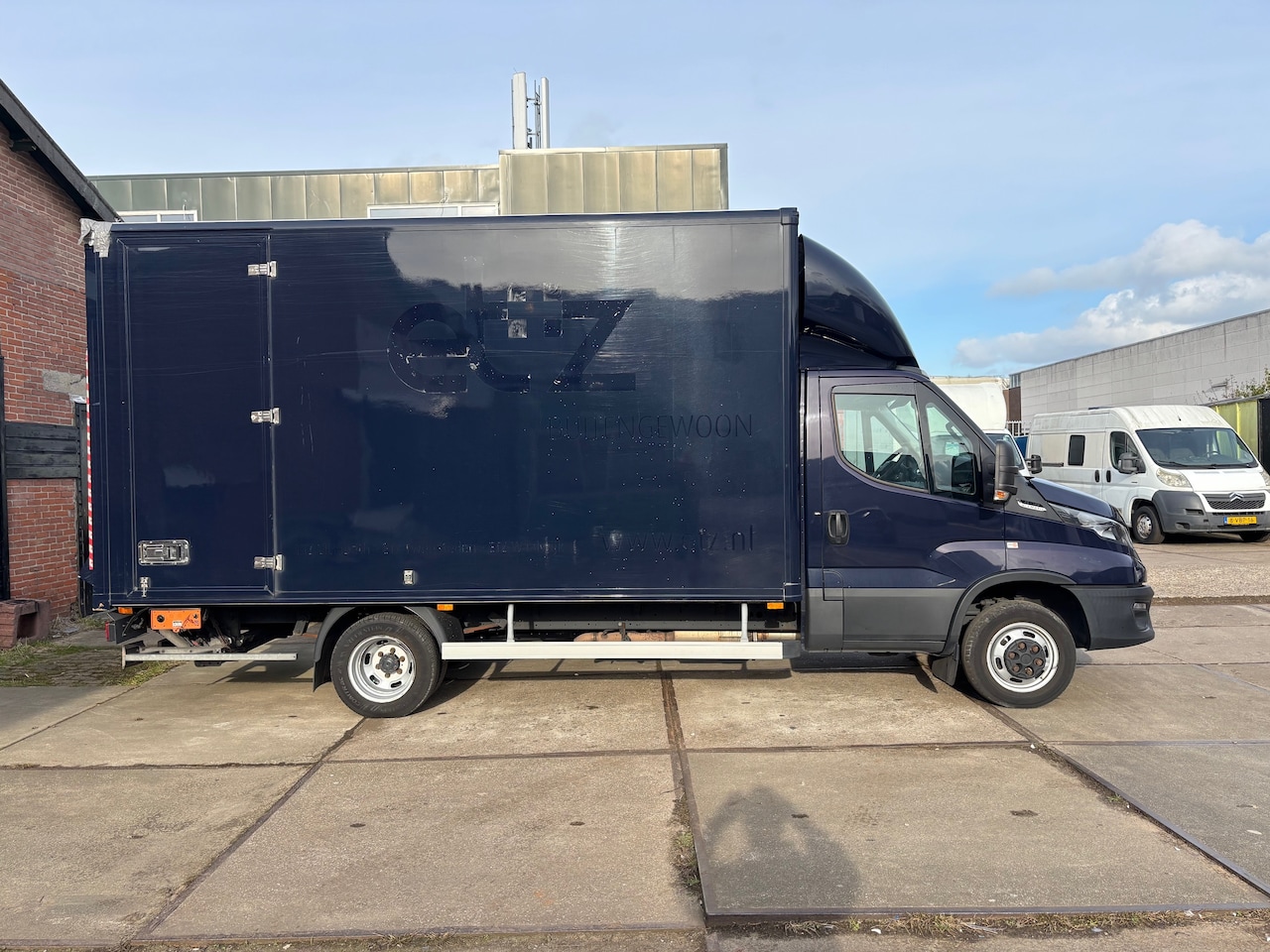 Iveco Daily - 35C16V 2.3 410 H2 Bakwagen met laadklep Meubelbak