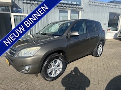 Toyota RAV4 - 2.0 VVTi Dynamic 2WD