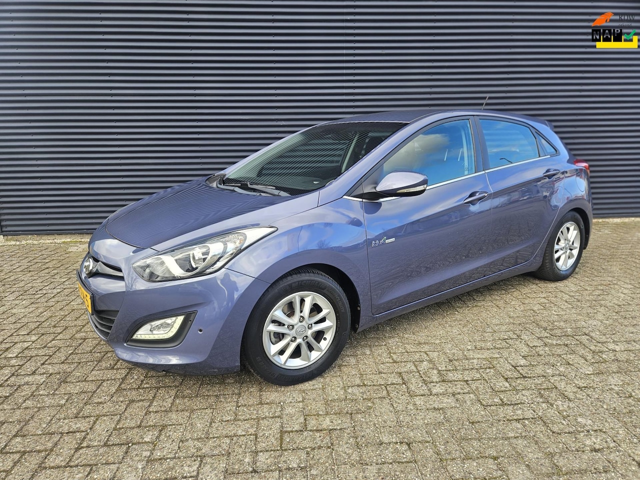 Hyundai i30 - 1.6 GDI Edition | CAM | CLIMA | NAV | PDC | TOP! - AutoWereld.nl