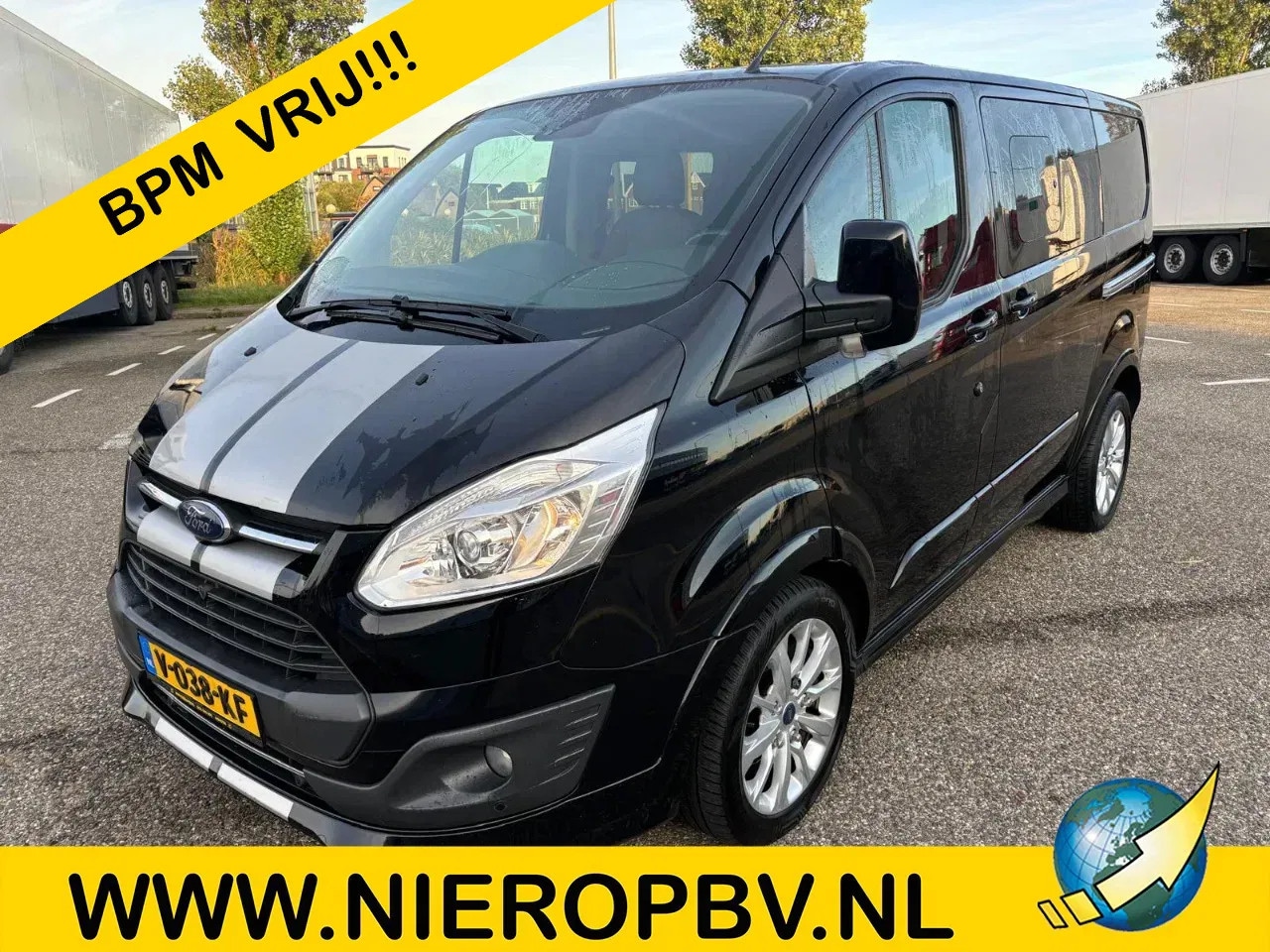 Ford Transit Custom - 2.0TDCI L1H1 Dubbelcabine Dubbele Schuifdeur Airco Navi Cruisecontrol Trekhaak EURO 6 - AutoWereld.nl