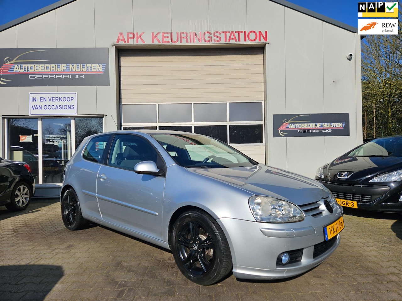 Volkswagen Golf - 1.9 TDI Comfortline Business H6 NAVI..AIRCO - AutoWereld.nl