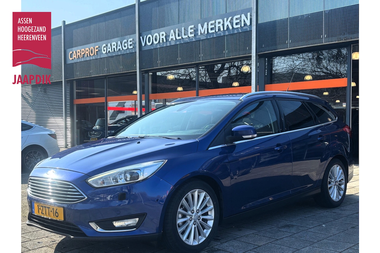 Ford Focus Wagon - BWJ 2015 | 1.0 126PK Titanium Edition | CAMERA | TREKHAAK | CLIMA | NAVI | PDC | - AutoWereld.nl