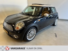 MINI Cooper - 1.6 Pano Schuifdak -Leder-Xenon-Stoelverwarming- Met nieuwe APK geleverd