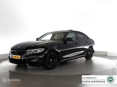 BMW 3-serie - 320i M Sport High Executive Edition trekhaak|schuifdak|leer|led|head-up|lmv18