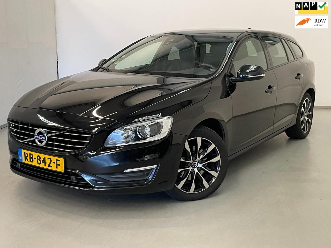 Volvo V60 - 2.0 D2 Polar+ Dynamic / Leder / Navi / Trekhaak - AutoWereld.nl