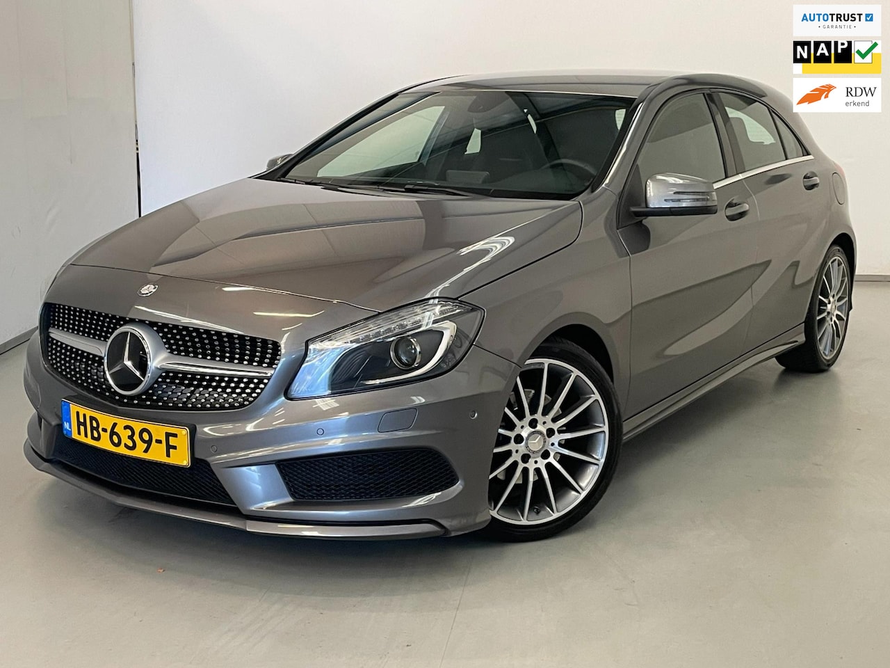 Mercedes-Benz A-klasse - 180 / AMG / NL-auto / Xenon / Bluetooth - AutoWereld.nl