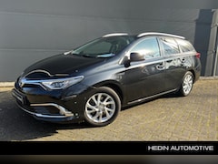 Toyota Auris Touring Sports - 1.8 Hybrid Executive Camera | Navigatie | Stoelverwarming | Panorama Dak