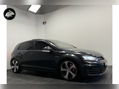 Volkswagen Golf - 2.0 TSI GTI Performance 230pk/DCC/Panodak/Leder/Trekhaak