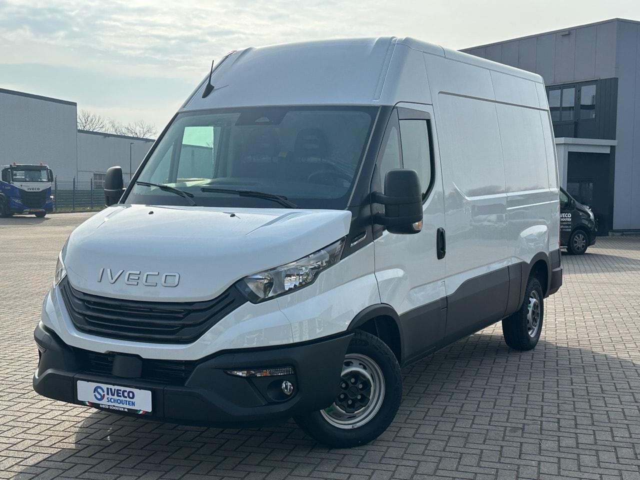 Iveco Daily - 35S14A8 V WB 3520 H2 - AutoWereld.nl