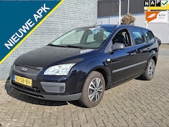 Ford Focus Wagon - 1.6-16V Champion APK 03-2026