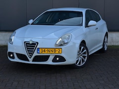 Alfa Romeo Giulietta - 1.6 JTDm Distinctive LED