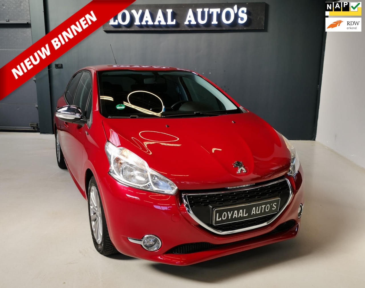 Peugeot 208 - 1.2 e-VTi Style | AUT | NAVI | AIRCO | CRUISE | PDC | NAP | APK. - AutoWereld.nl