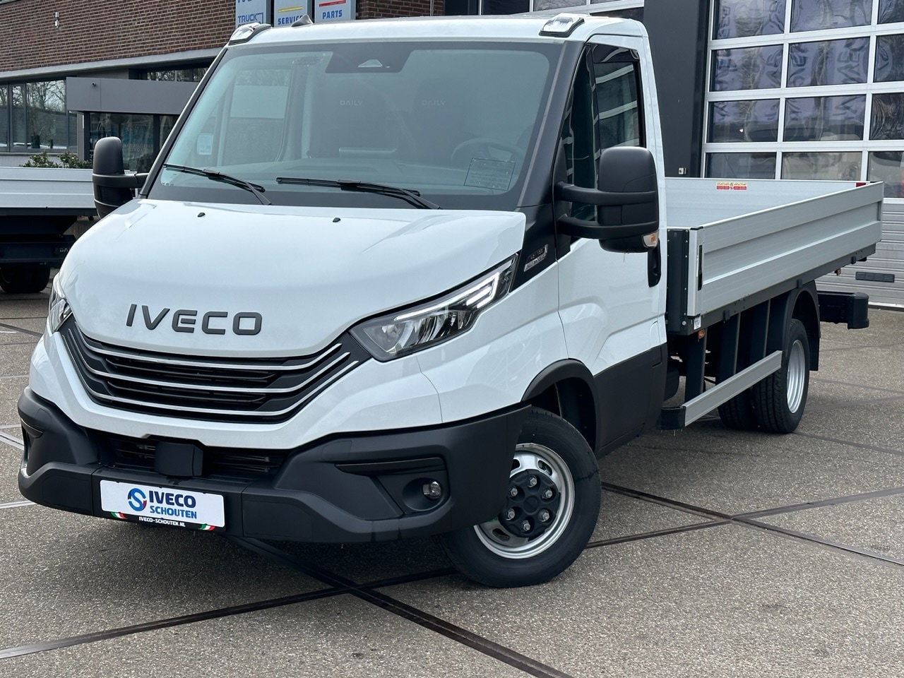 Iveco Daily - 40C18HA8 WB 3750 Scattolini Laadbak - AutoWereld.nl