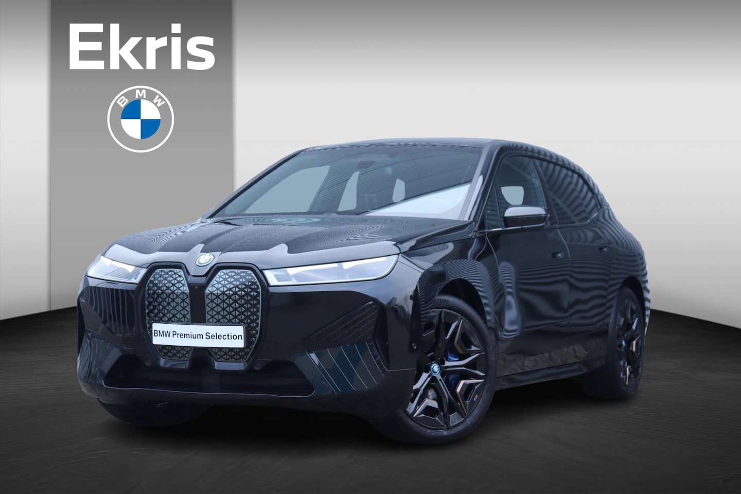 BMW iX - xDrive40 | High Executive | Sportpakket | Business Edition Plus | Driving Assistant Prof. - AutoWereld.nl