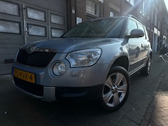 Skoda Yeti - 1.2 TSI Ambition Clima Cruise Trekhaak Winterbanden Zeer Nette Auto