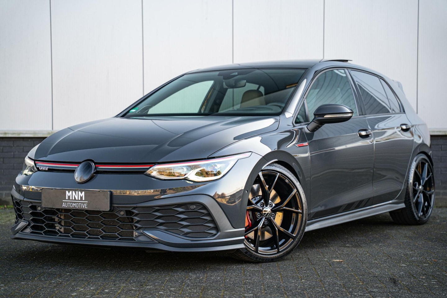 Volkswagen Golf - 2.0 TSI GTI Clubsport |Pano|H&K|HUD|Leer|Keyless - AutoWereld.nl