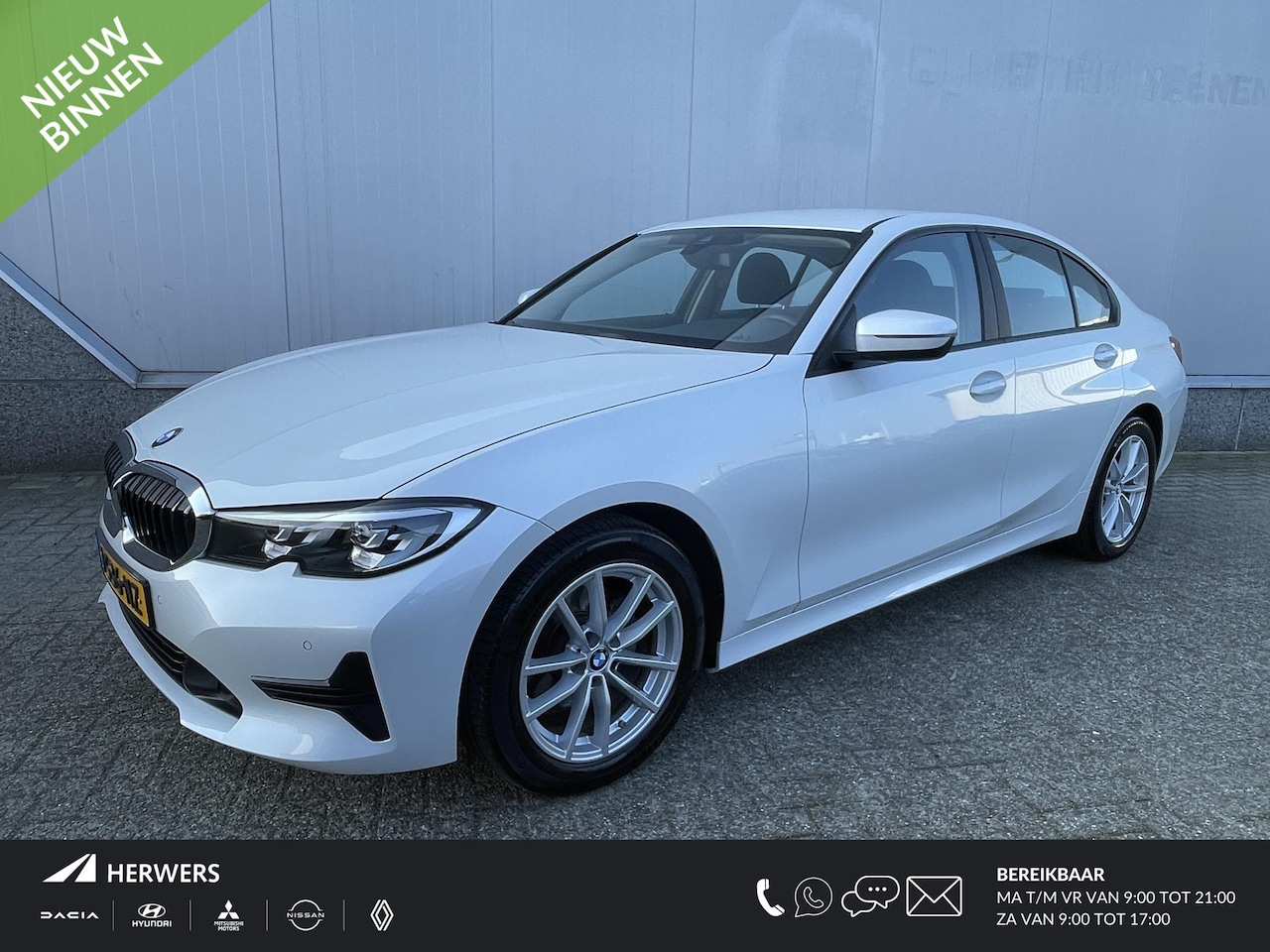 BMW 3-serie - 320i High Executive 320i High Executive - AutoWereld.nl