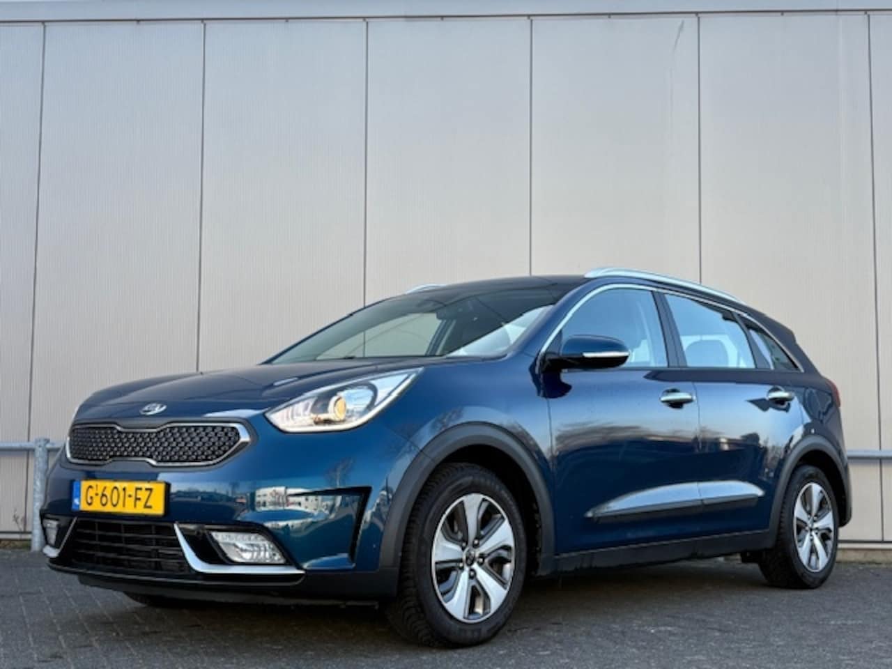 Kia Niro - 1.6 GDi - nap! - automaat - Navi - airco - cruise - camera - - AutoWereld.nl