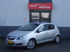 Opel Corsa - 1.2-16V Selection airco LM 4-deurs