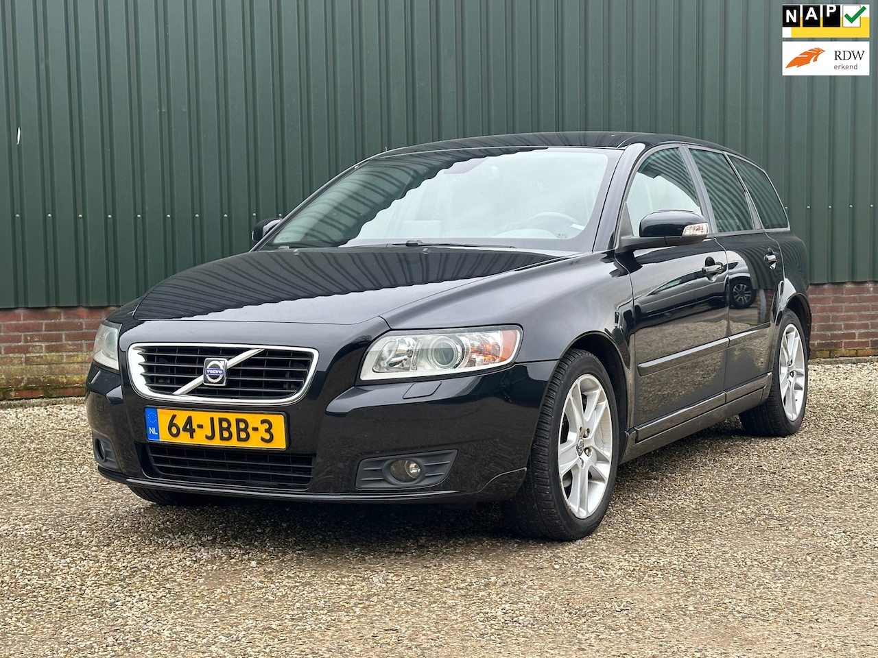 Volvo V50 - 1.8 Edition II/Leder/Nav/Tel/High Perf Sound - AutoWereld.nl