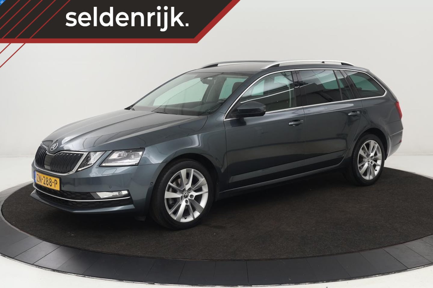 Skoda Octavia - 1.0 TSI Style | Trekhaak | Stoelverwarming | Carplay | Full LED | Canton Sound | Navigatie - AutoWereld.nl