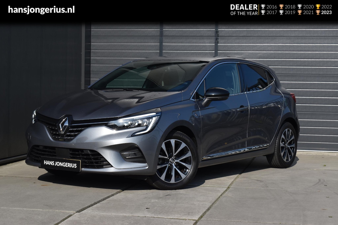 Renault Clio - TCe 90 Techno | CAMERA | NAVI | CRUISE CONTROL | CLIMATE CONTROL | PDC | LMV - AutoWereld.nl